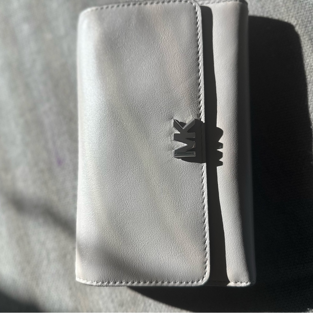 Michael Kors Light Gray Leather Wallet